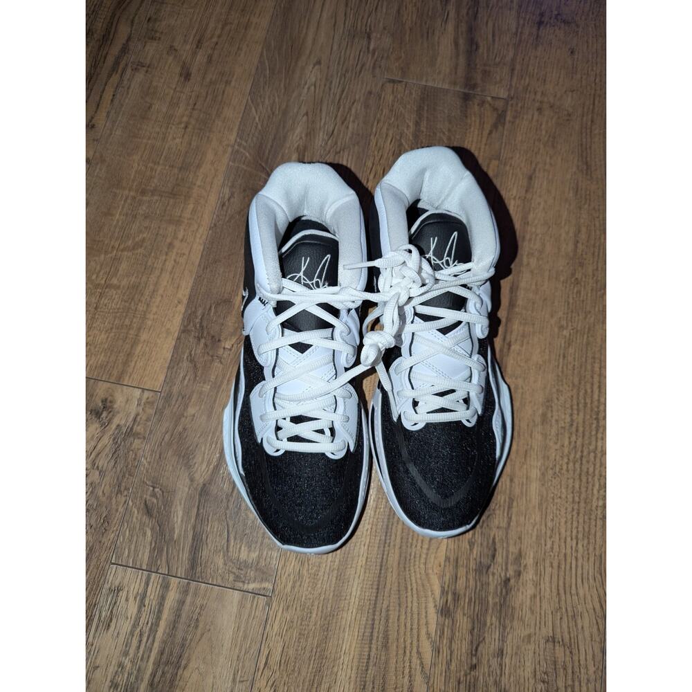 Nike Kyrie Infinity TB Promo Black‎ White Sneakers Men's Size 8 DO9616-002